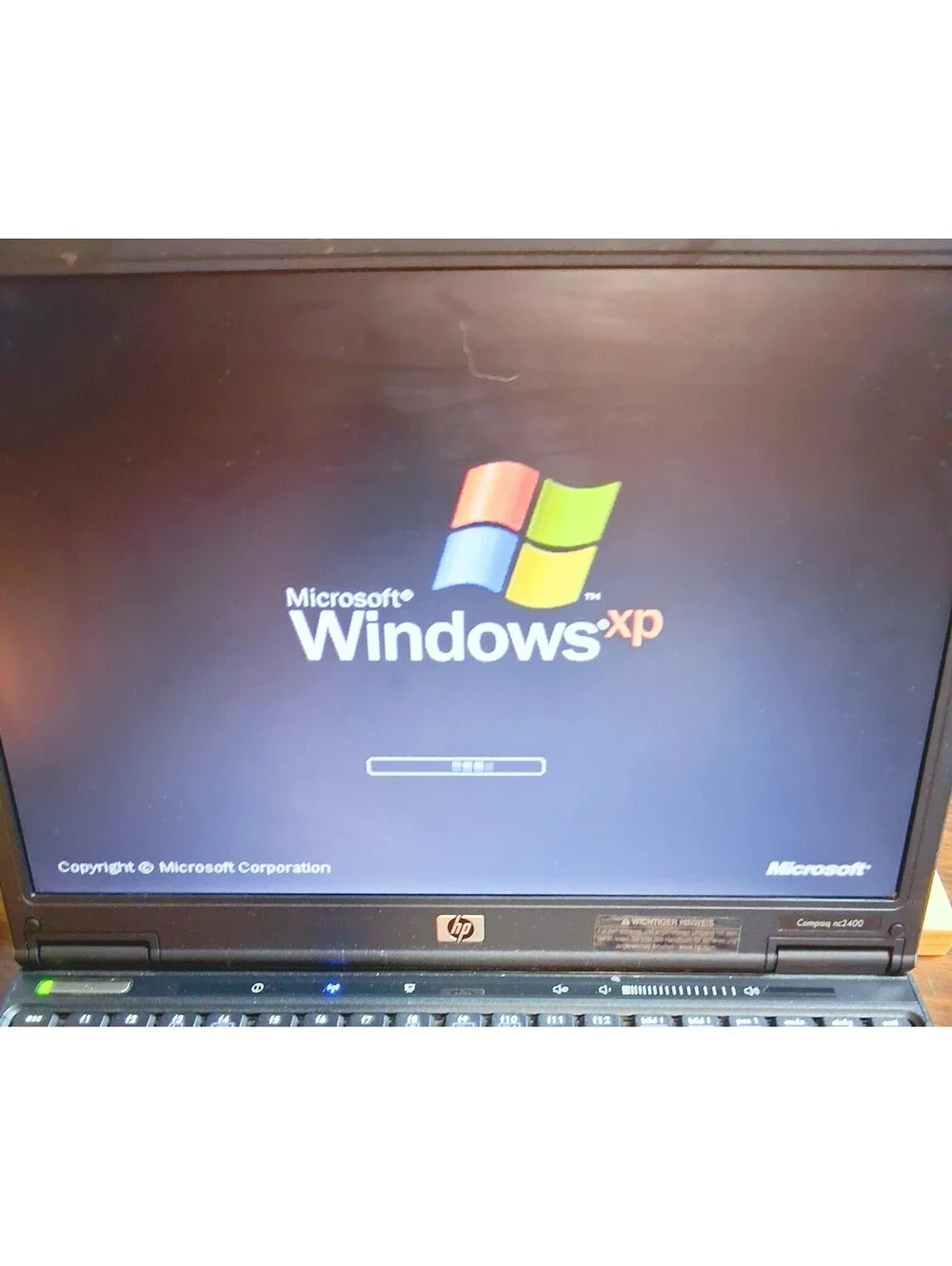 HP compaq nc2400